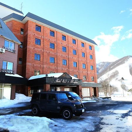 Hotel Silk Inn Madarao Iiyama Екстер'єр фото