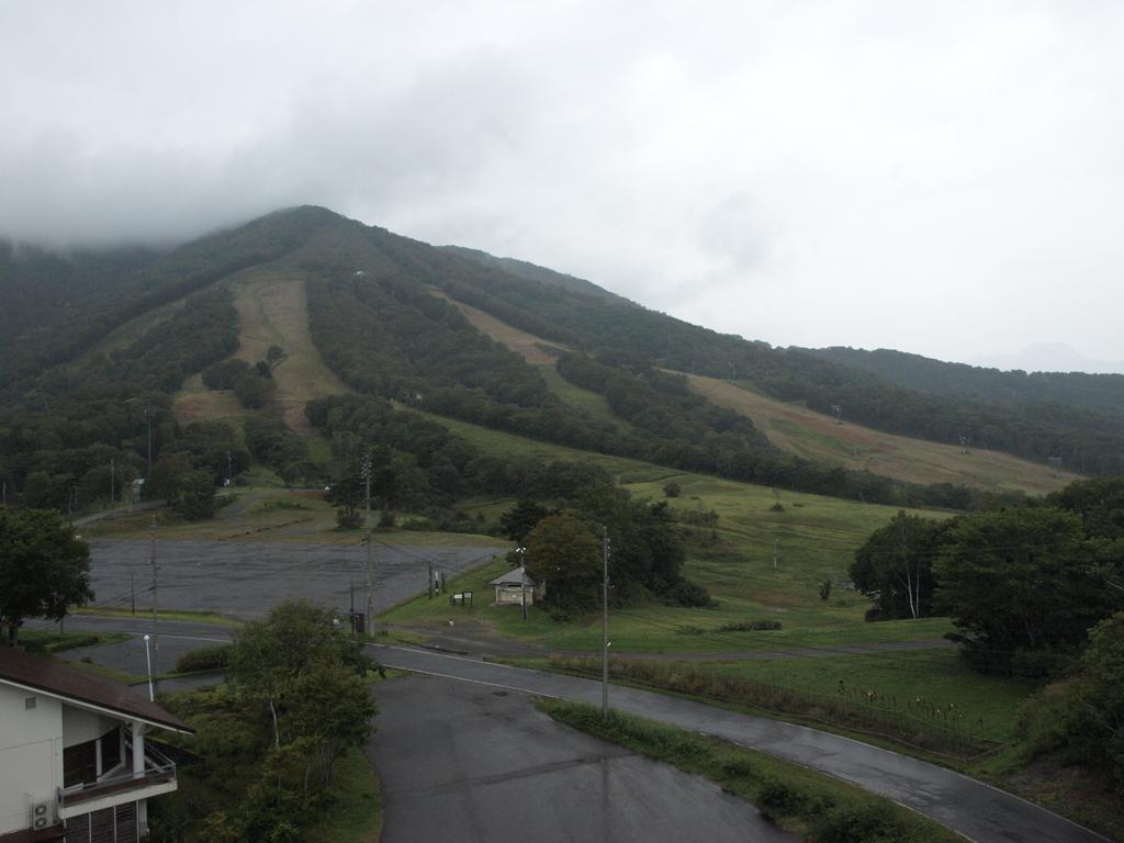 Hotel Silk Inn Madarao Iiyama Екстер'єр фото